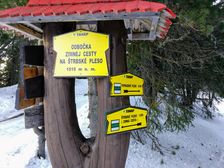 Odbočka zimnej cesty na Štrbské pleso I.