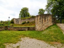 HRAD BRUMOV-dolné nádvorie