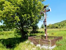 Kríž nad obcou Zliechov