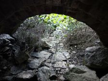 Tunel popod železnicu
