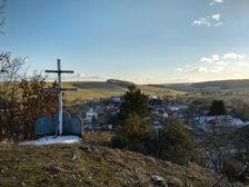 Dvojkríž nad Neporadzou