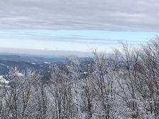 Pohľad na Vysoké Tatry spod Sedla pod Ďurkovcom