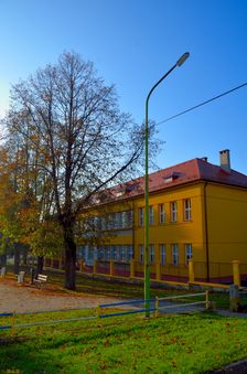 Mošovce, Základná škola Jána Kollára