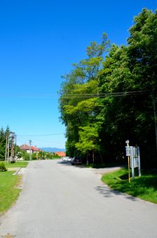 Rázcestník Blatnica, pamätník 505m