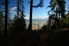 pohľad na Liptovský Mikuláš a Západné Tatry z modrej, nad Iľanovom