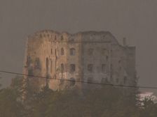 Likavský hrad od východu