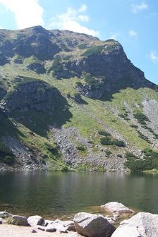 Roháčske pleso a severný hrebeň vrcholu Tri kopy