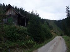 Polovnicka chata na Rumbaroch