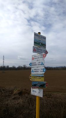 Modrovka, za Váhom