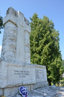 Pomník obetiam Černovskej tragédie 27.10.1907