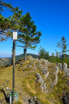 Pravnáč 1206m, vrcholová tyč