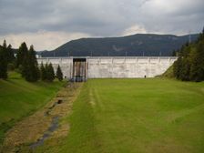 Palcmanska Masa, dam